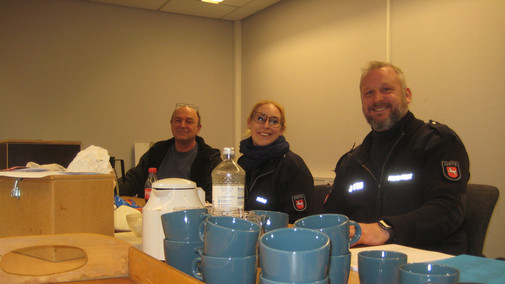 Gute Stimmung beim Wahlvorstand Gute Stimmung beim Wahlvorstand