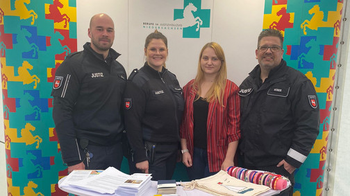 Jobmesse Aurich - Justizvollzug stellt sich vor